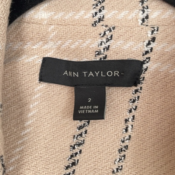 Ann Taylor | Classy Plaid Bedford Long Sleeve Tan Neutral Blazer! - Picture 7 of 8